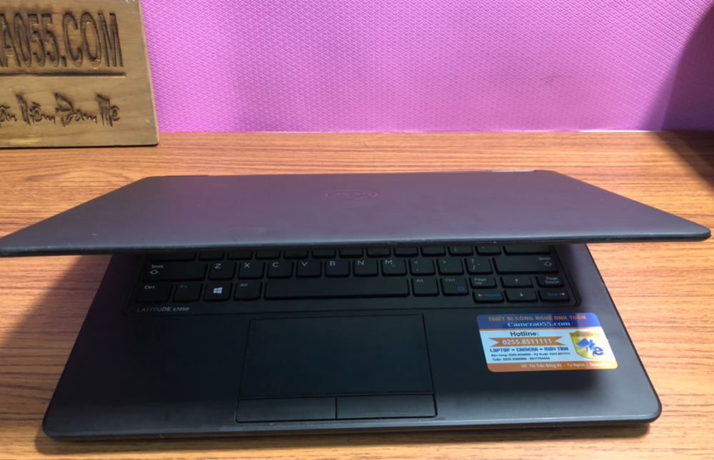 Laptop Dell Latitude E7250 i5 5300U ram 4GB SSD 128GB Màn Hình 12.5 inch Bảo hành 03 tháng, tặng túi xách xịn, chuột không dây, pad mouse
